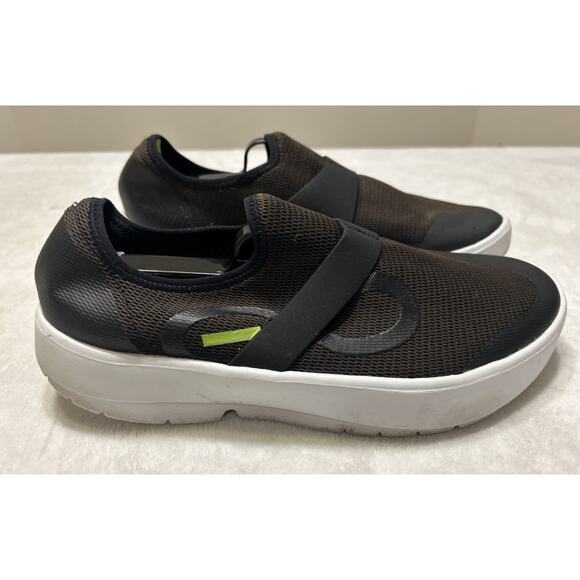Oofos Oomg Eezee Low Slip On Shoes Mens Size 10 Black Comfort Recovery Sneaker - Picture 1 of 8